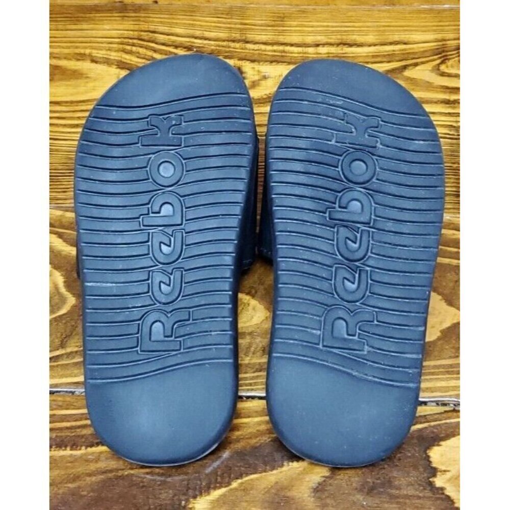 Kids Size 11 Reebok Slides - Picture 8 of 9
